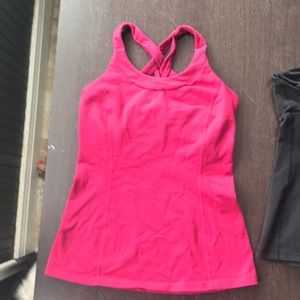 Lululemon top